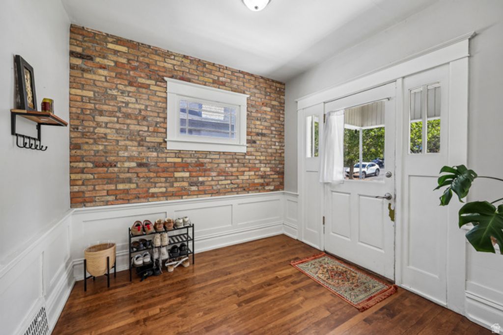 552 S 1200 E, Salt Lake City, UT 84106 — photo 2