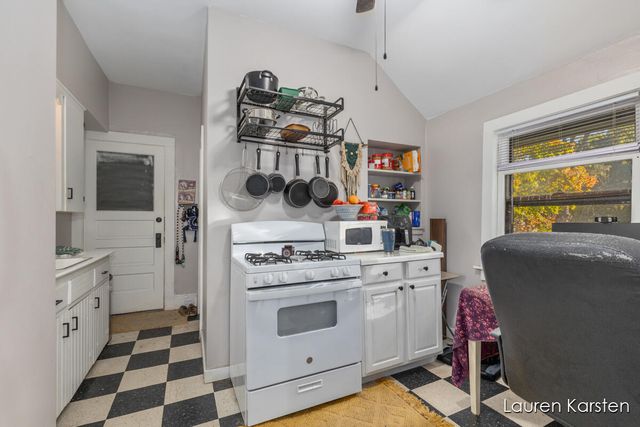 623 Cherry Street, Grand Rapids, MI 49503