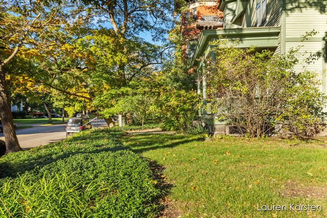 623 Cherry Street, Grand Rapids, MI 49503