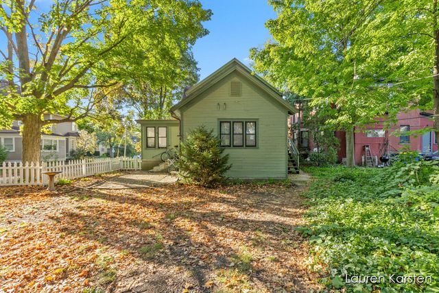 623 Cherry Street, Grand Rapids, MI 49503