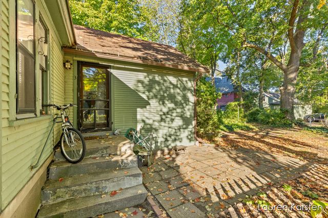 623 Cherry Street, Grand Rapids, MI 49503