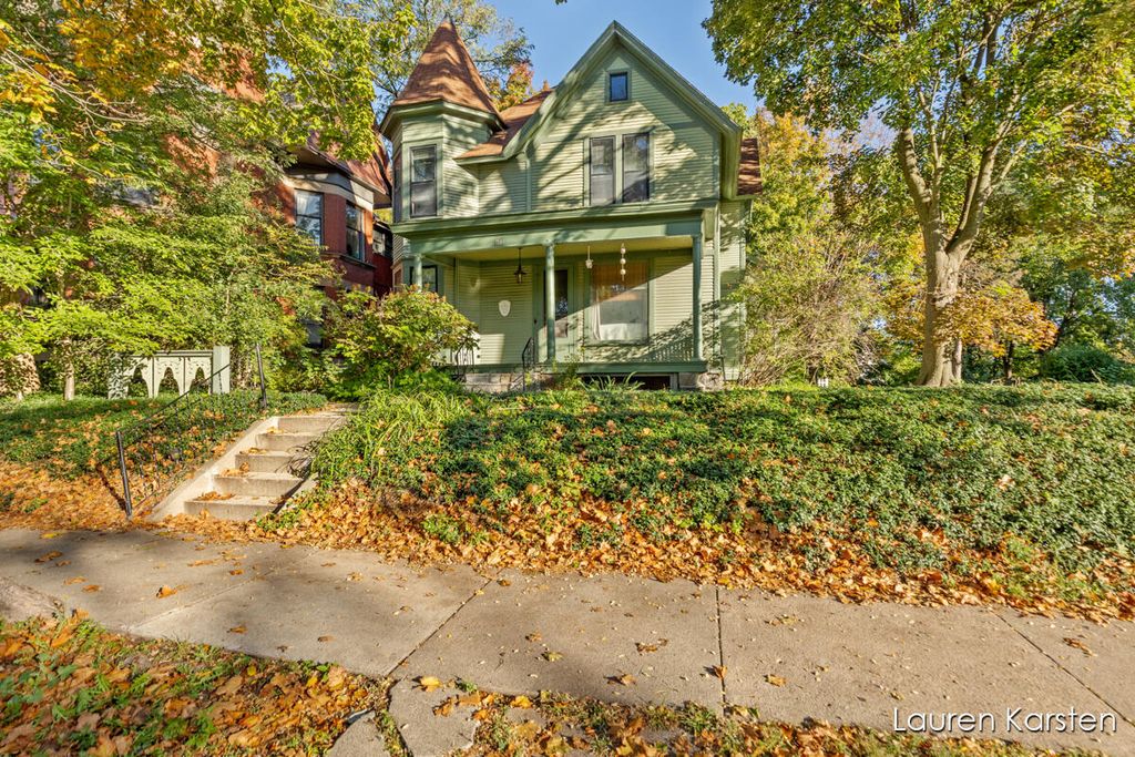 623 Cherry Street, Grand Rapids, MI 49503