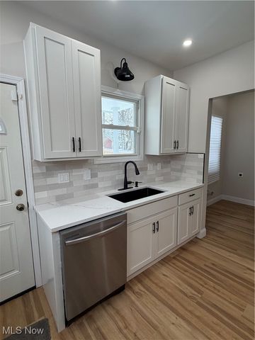 1381 E 110 Street, Cleveland, OH 44106