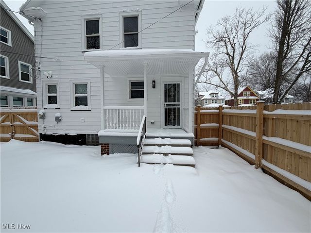 1381 E 110 Street, Cleveland, OH 44106