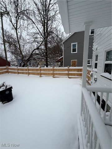 1381 E 110 Street, Cleveland, OH 44106