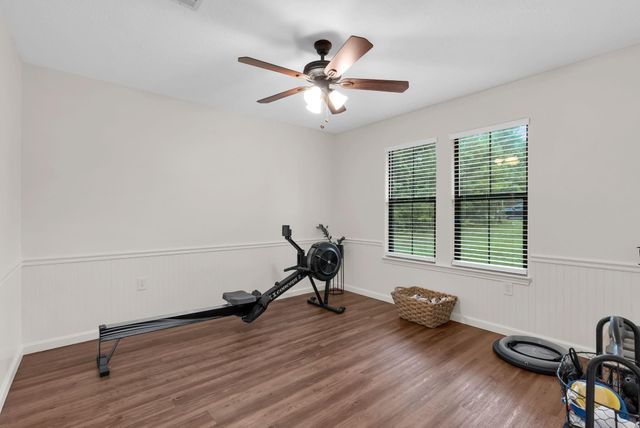 35 Rose Hill Court, Huntsville, TX 77320