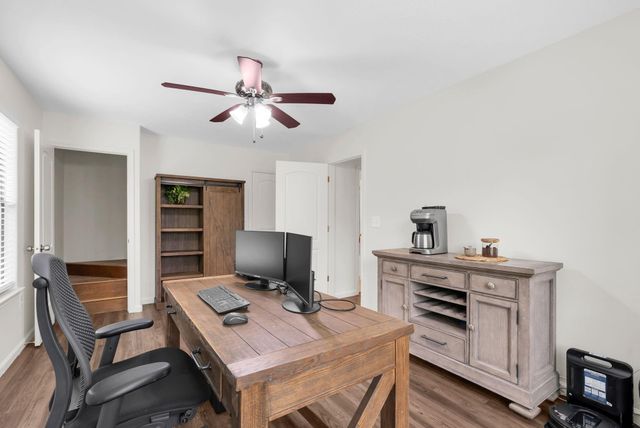 35 Rose Hill Court, Huntsville, TX 77320