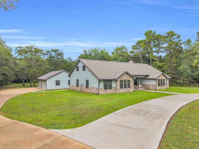 35 Rose Hill Court, Huntsville, TX 77320