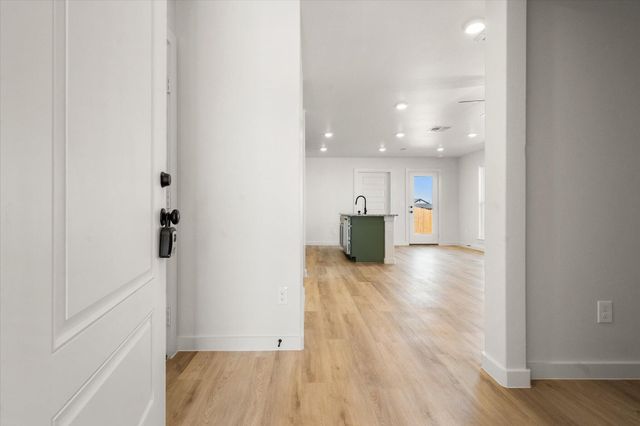 518 E 23rd Street, Wolfforth, TX 79382