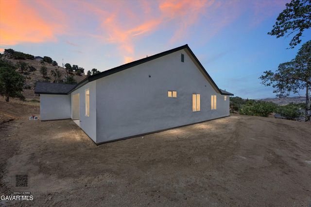 29650 Stallion Springs Drive, Stallion Springs, CA 93561