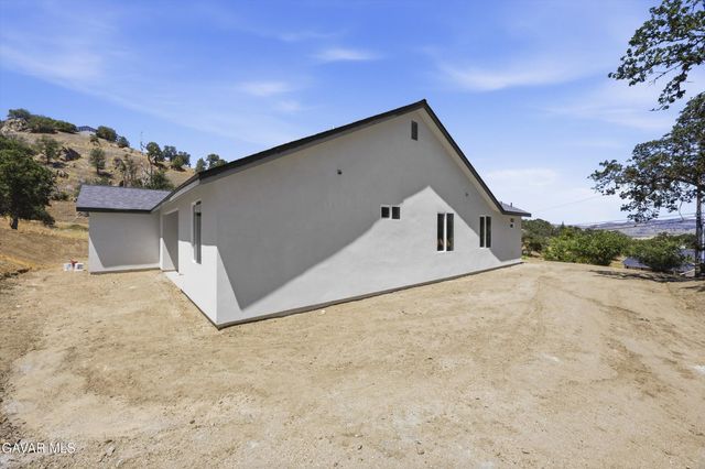 29650 Stallion Springs Drive, Stallion Springs, CA 93561