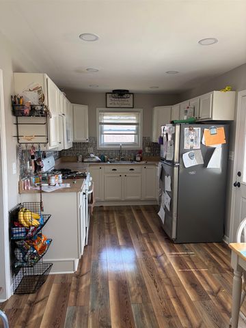 21186 Woodward Street, Clinton Township, MI 48035