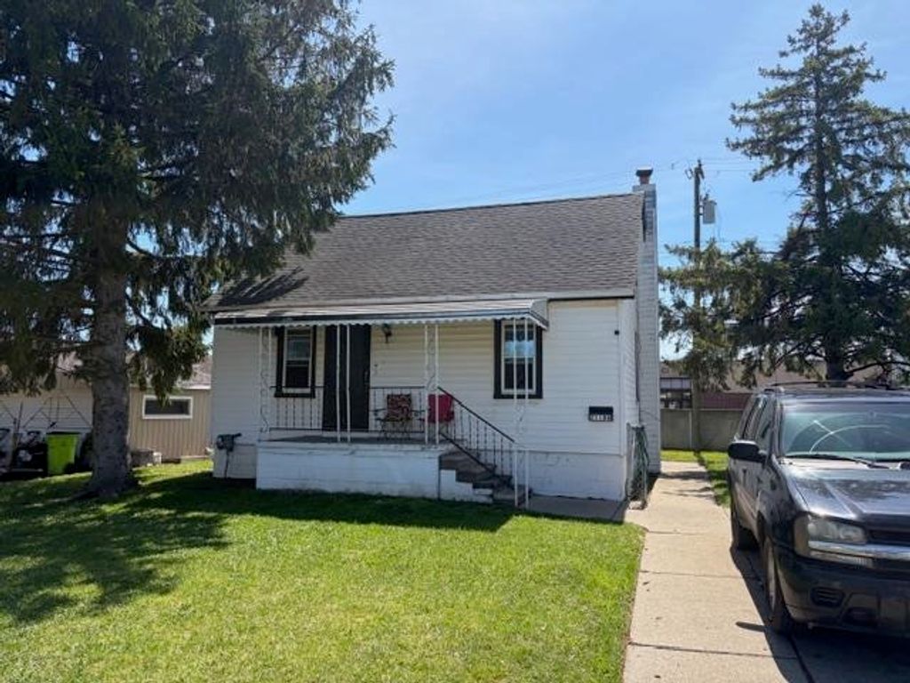 21186 Woodward Street, Clinton Township, MI 48035