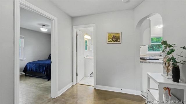906 Morris Avenue, Jeffersonville, IN 47130