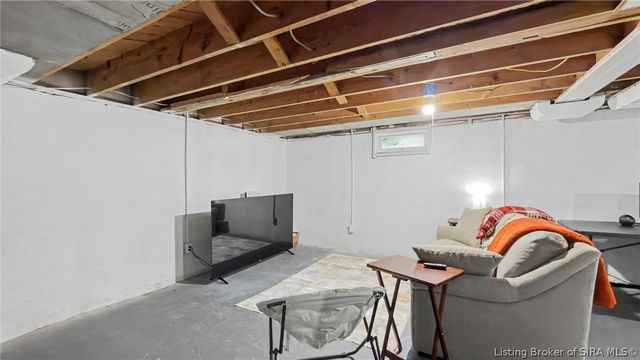 906 Morris Avenue, Jeffersonville, IN 47130
