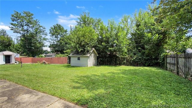 906 Morris Avenue, Jeffersonville, IN 47130