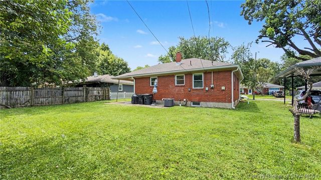 906 Morris Avenue, Jeffersonville, IN 47130
