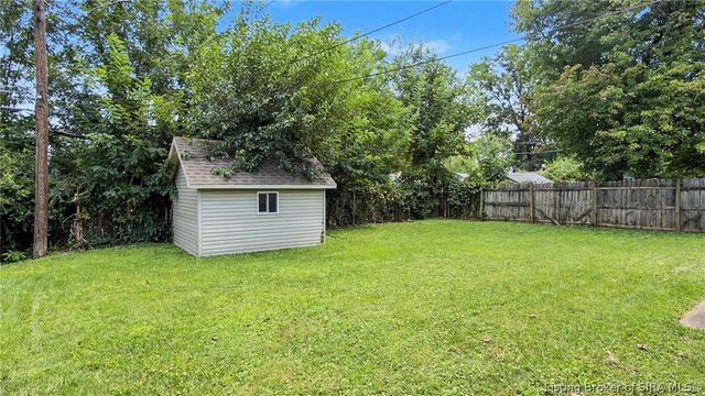 906 Morris Avenue, Jeffersonville, IN 47130