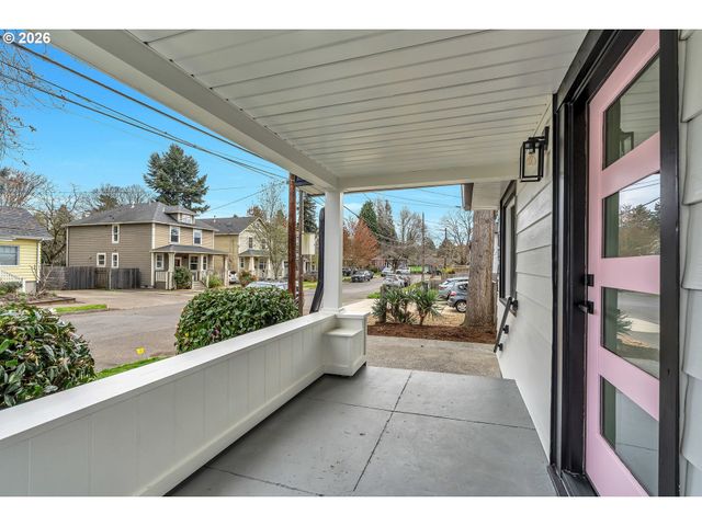 8745 N BURRAGE Ave, Portland, OR 97217