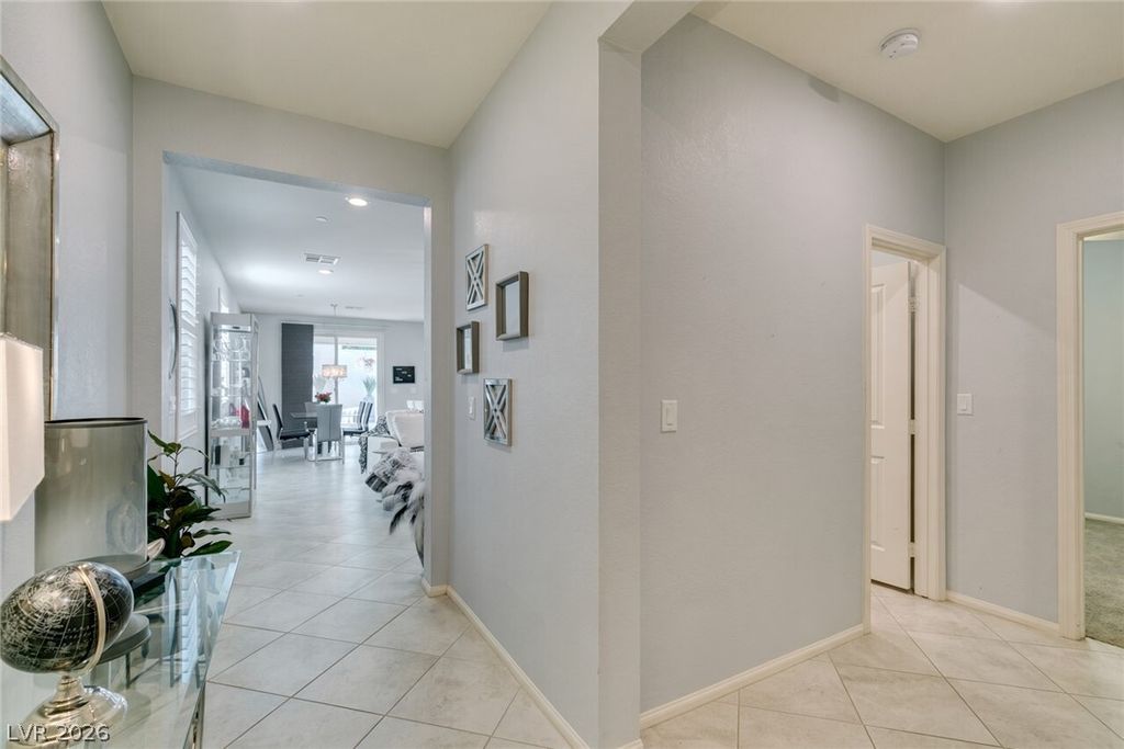2927 Tranquil Brook Avenue, Henderson, NV 89044 — photo 2