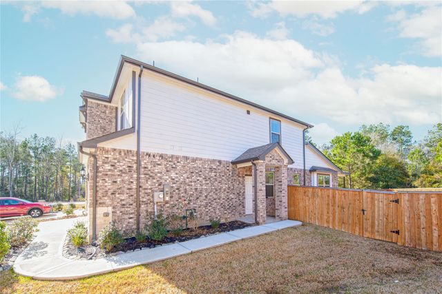 107 Silver Sky Court, Conroe, TX 77304