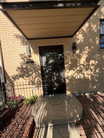 1427 N Lawndale Avenue, Chicago, IL 60651
