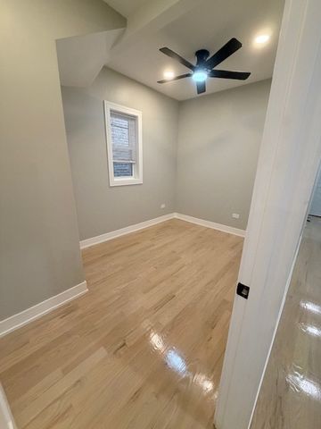 1427 N Lawndale Avenue, Chicago, IL 60651