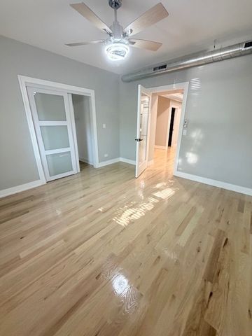 1427 N Lawndale Avenue, Chicago, IL 60651