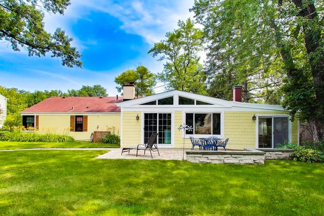 1353 Golf Avenue, Highland Park, IL 60035
