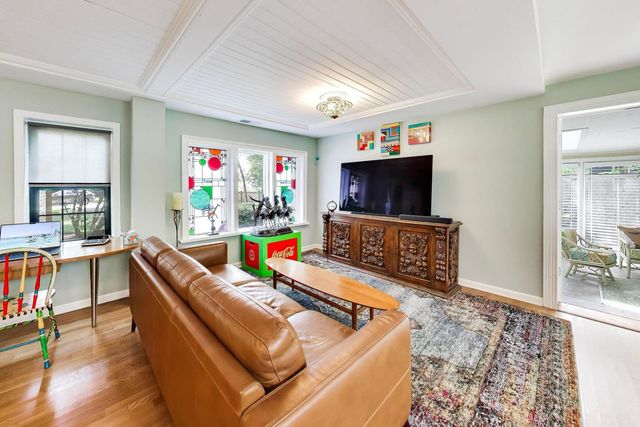 1353 Golf Avenue, Highland Park, IL 60035