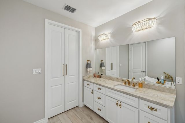 108 Bay Harbor Dr, Aransas Pass, TX 78336