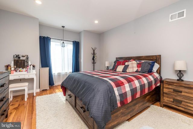 1817 INGERSOLL ST, Philadelphia, PA 19121