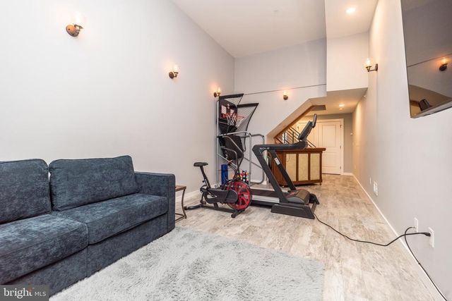 1817 INGERSOLL ST, Philadelphia, PA 19121