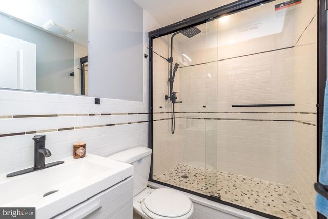 1817 INGERSOLL ST, Philadelphia, PA 19121