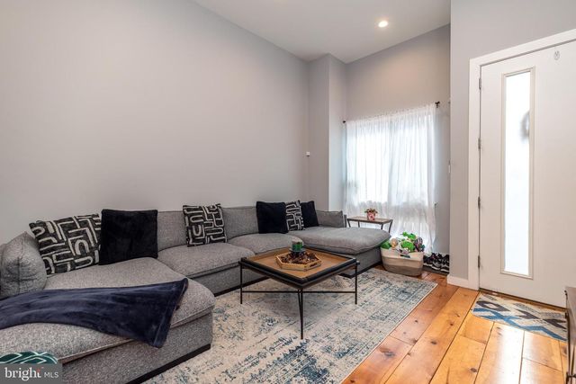 1817 INGERSOLL ST, Philadelphia, PA 19121