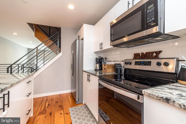 1817 INGERSOLL ST, Philadelphia, PA 19121