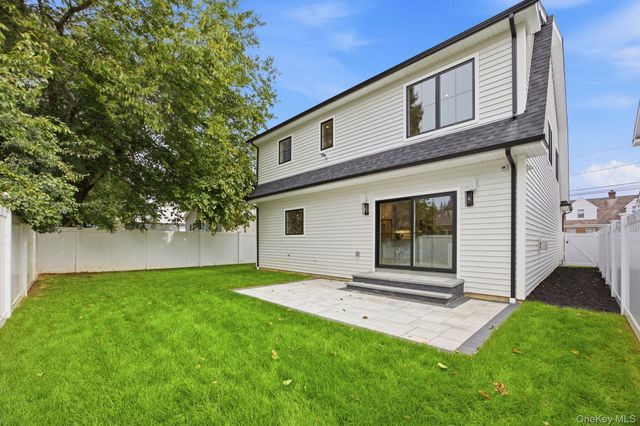 400 Langley Avenue, West Hempstead, NY 11552
