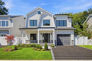 400 Langley Avenue, West Hempstead, NY 11552