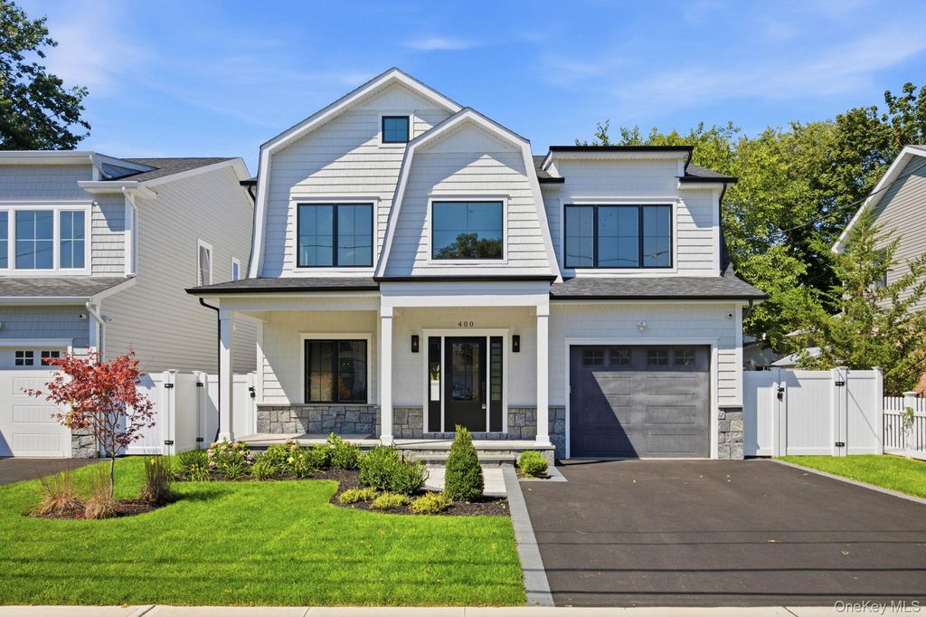 400 Langley Avenue, West Hempstead, NY 11552