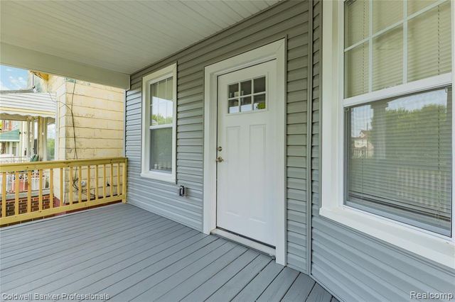 2533 Seyburn Street, Detroit, MI 48214