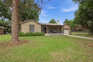 909 Keith Pumphrey Drive, River Oaks, TX 76114