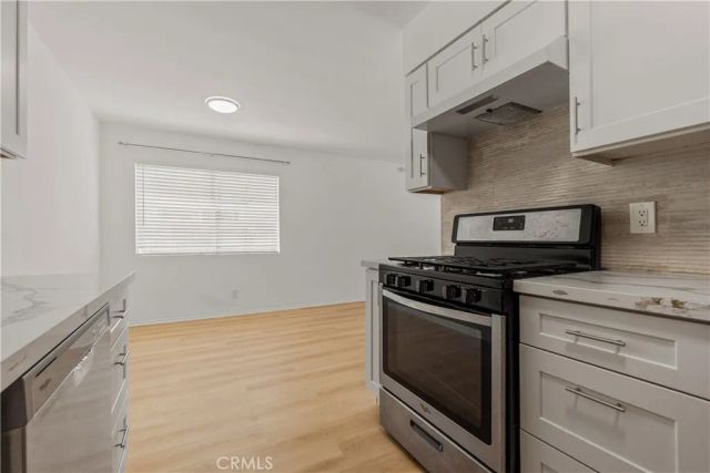 218 Thorne, Los Angeles, CA 90042