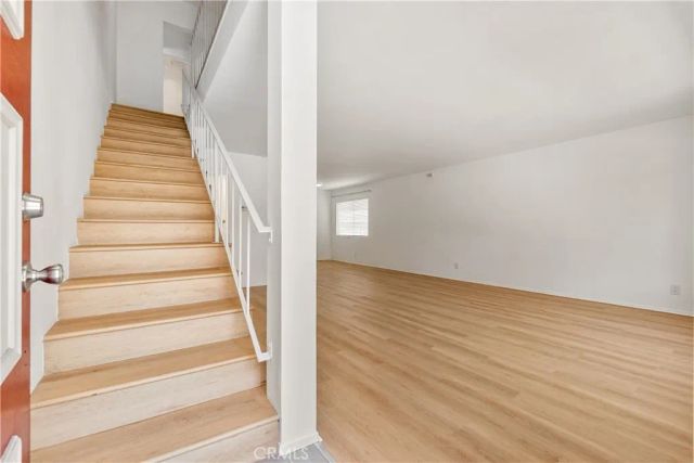 218 Thorne, Los Angeles, CA 90042