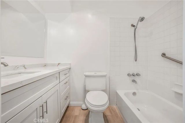 218 Thorne, Los Angeles, CA 90042