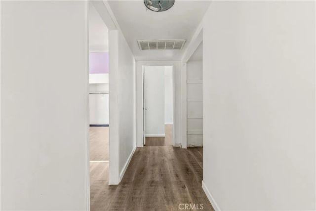 218 Thorne, Los Angeles, CA 90042