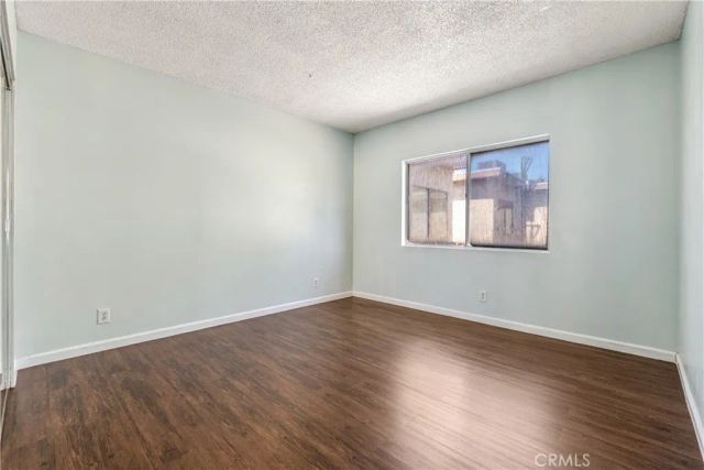 218 Thorne, Los Angeles, CA 90042