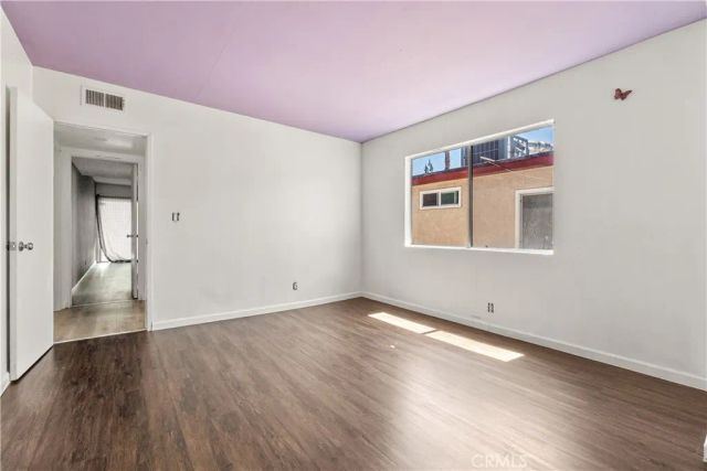 218 Thorne, Los Angeles, CA 90042