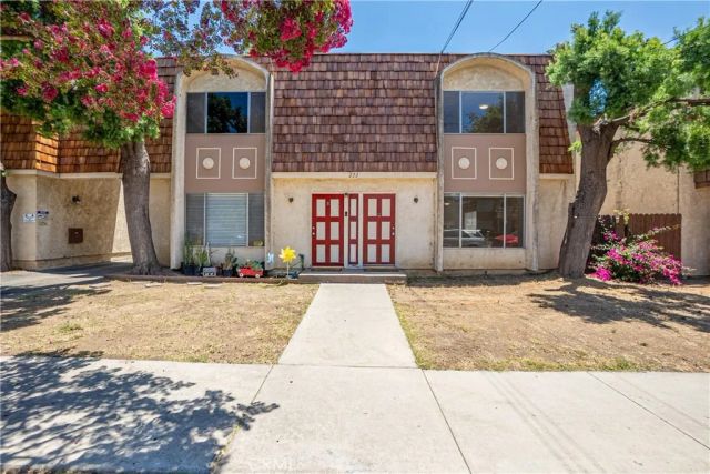 218 Thorne, Los Angeles, CA 90042