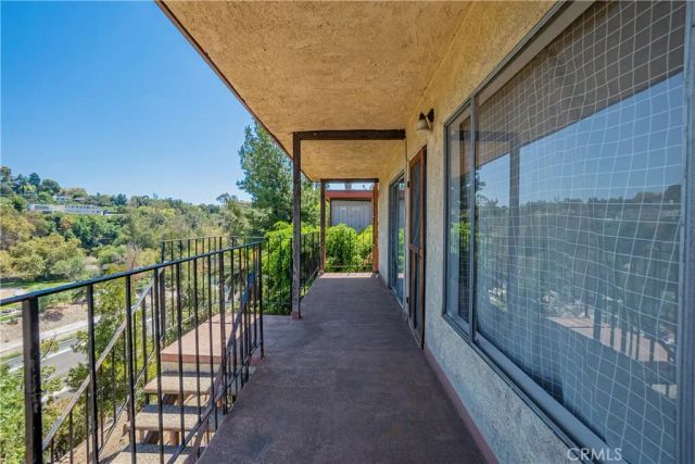 218 Thorne, Los Angeles, CA 90042