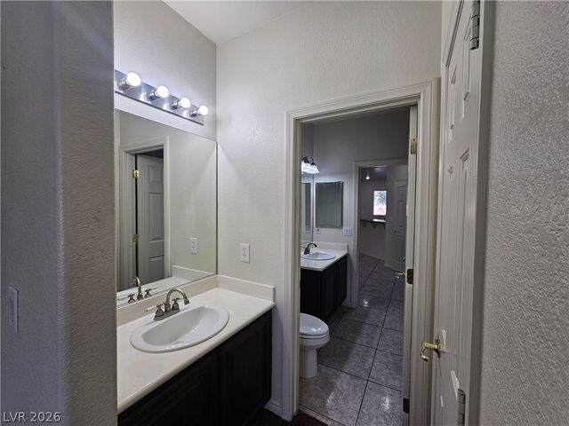 10134 Reflection Brook Avenue, Las Vegas, NV 89148
